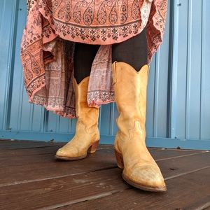 Classic Dingo Cowboy Boots